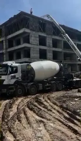 Beton mikseri ve pompa ile kesintisiz döküm (video)