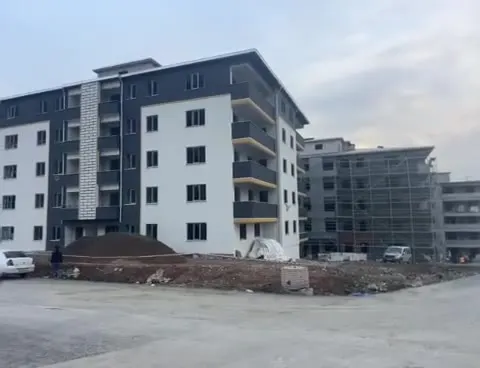 Tamamlanan konut blokları (video)